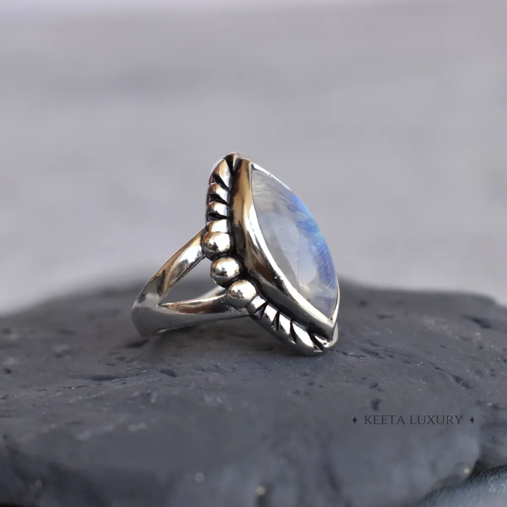 Bohemian Treasures - Moonstone Ring