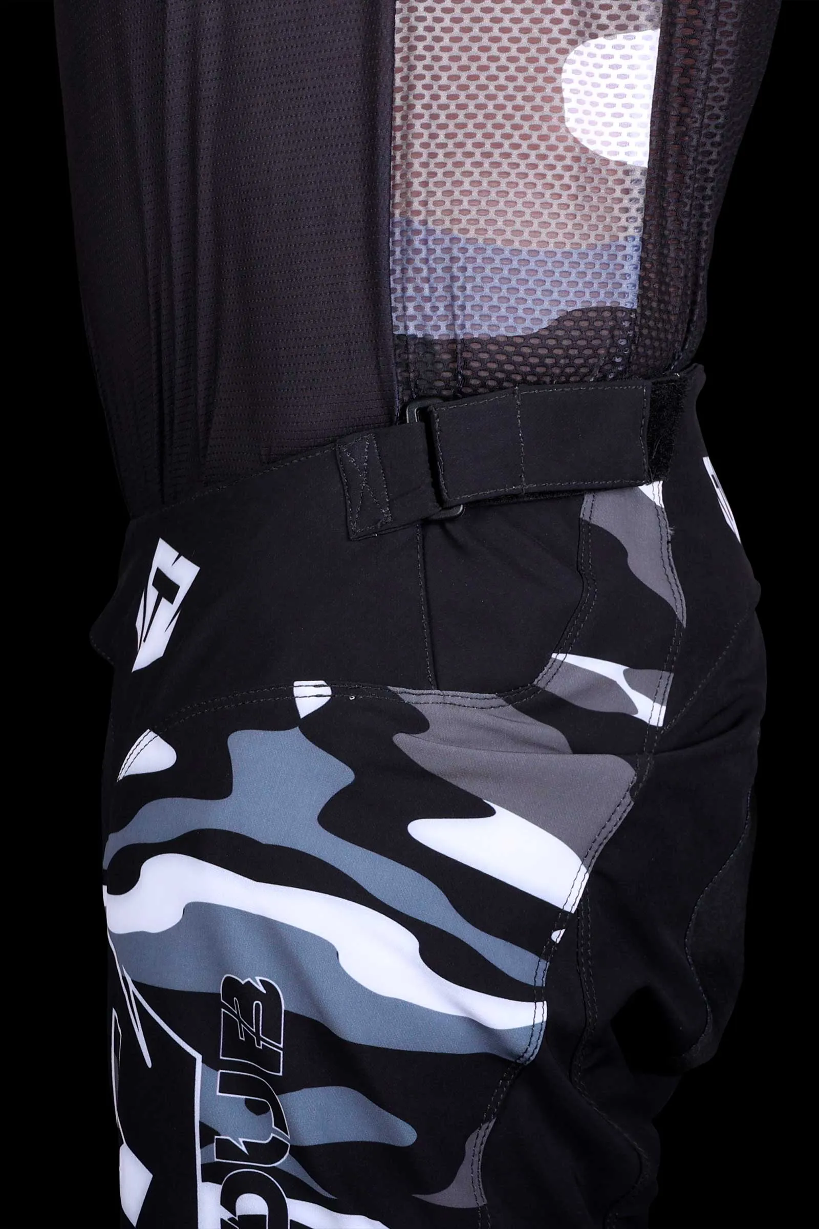 MABI CAMO - CORE PANT 3.0