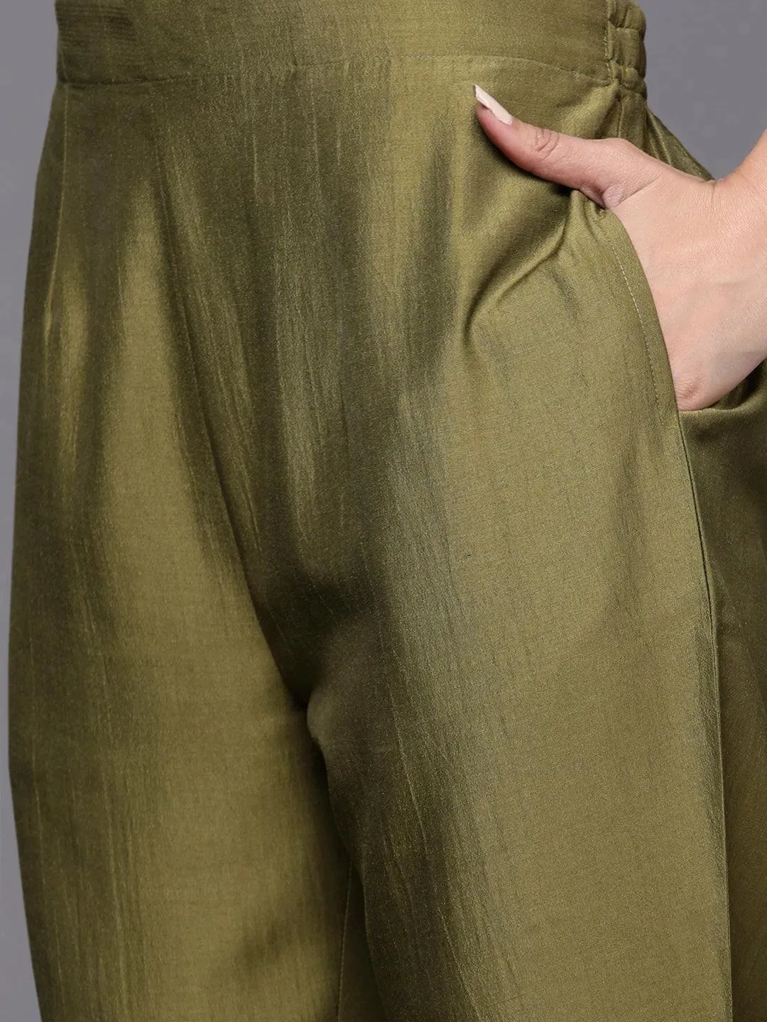 Olive Solid Silk Blend Straight Kurta With Dupatta