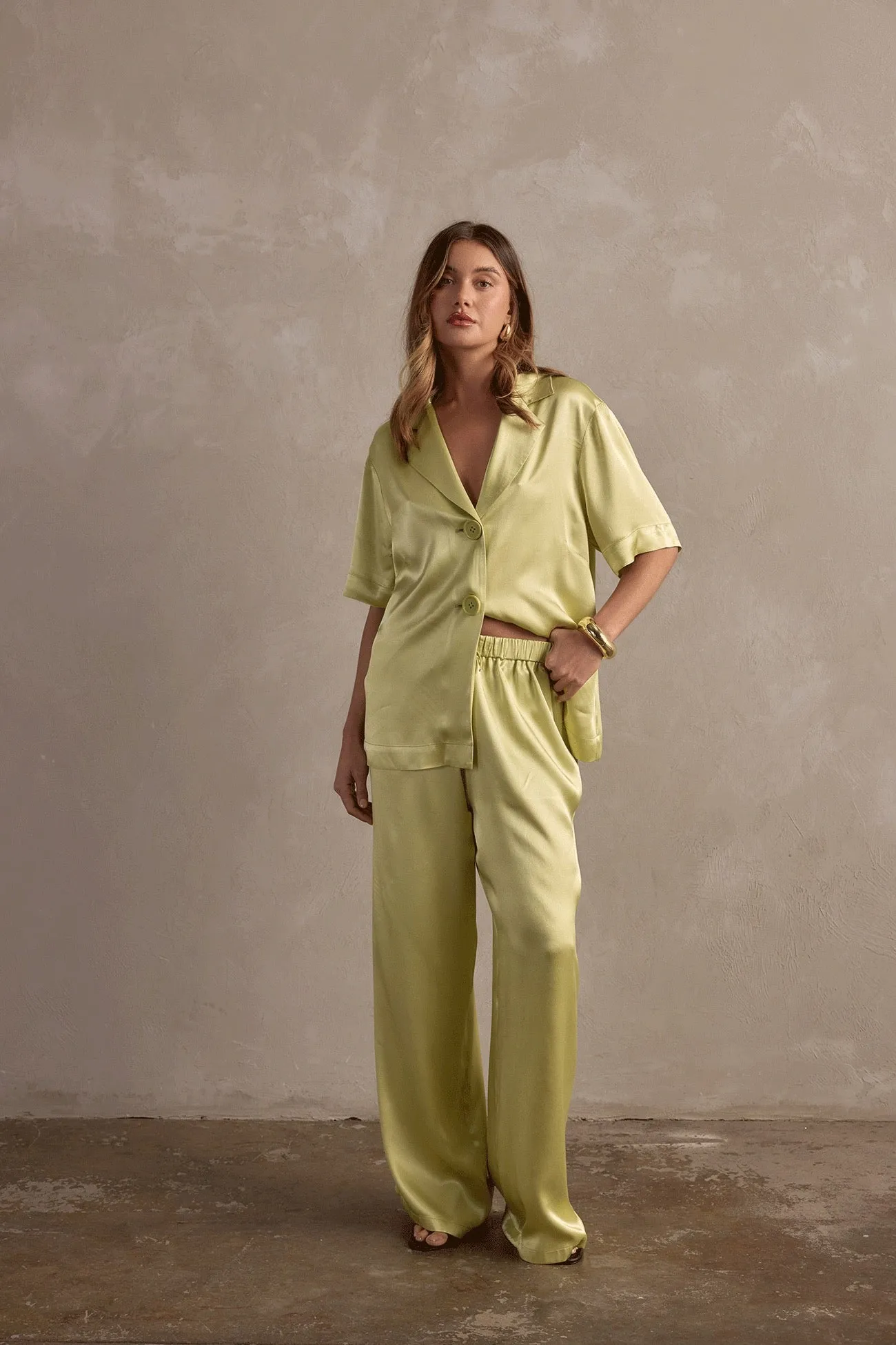 Raef The Label Carla Satin SS Shirt - Pistachio