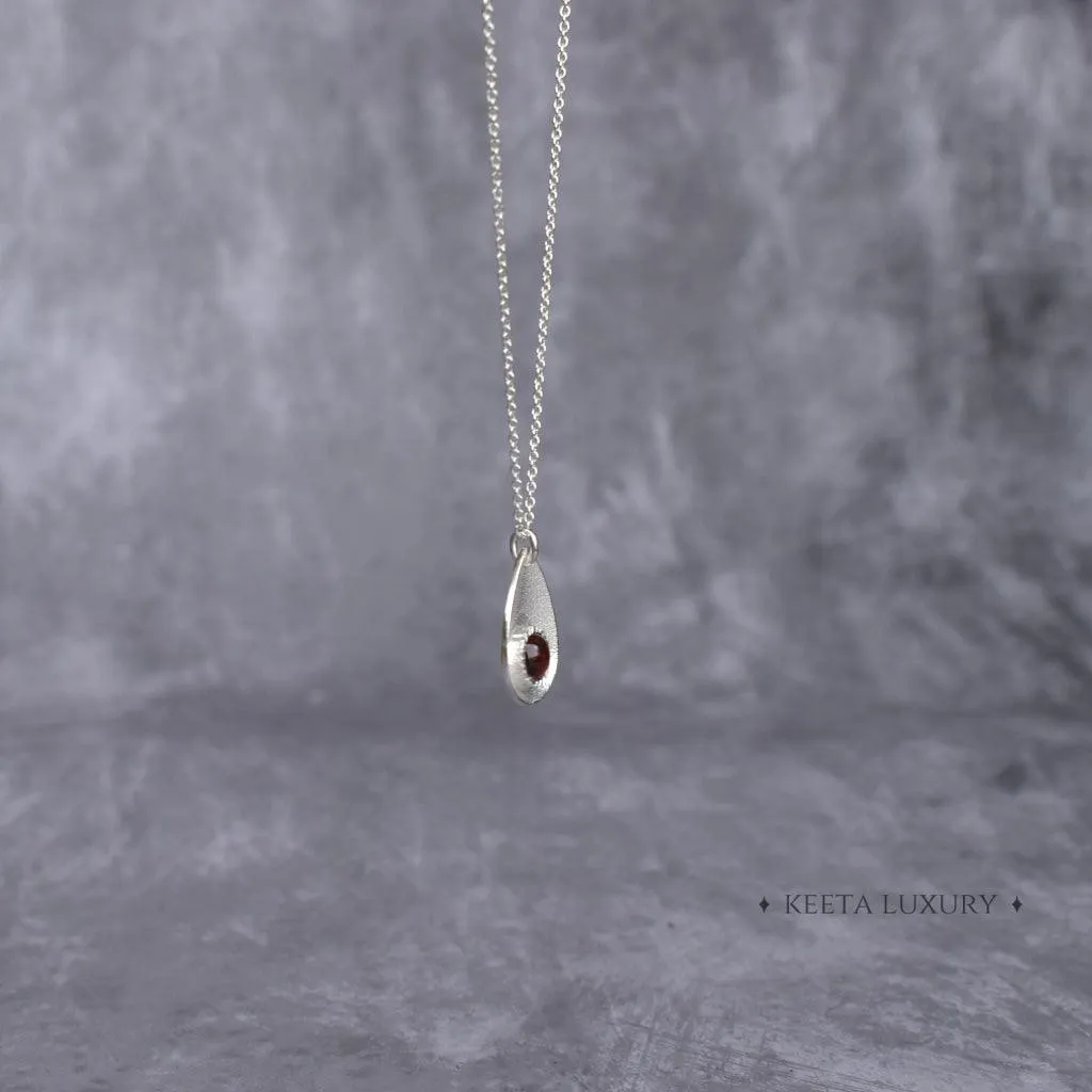 Subtle Elegance - Garnet Necklace