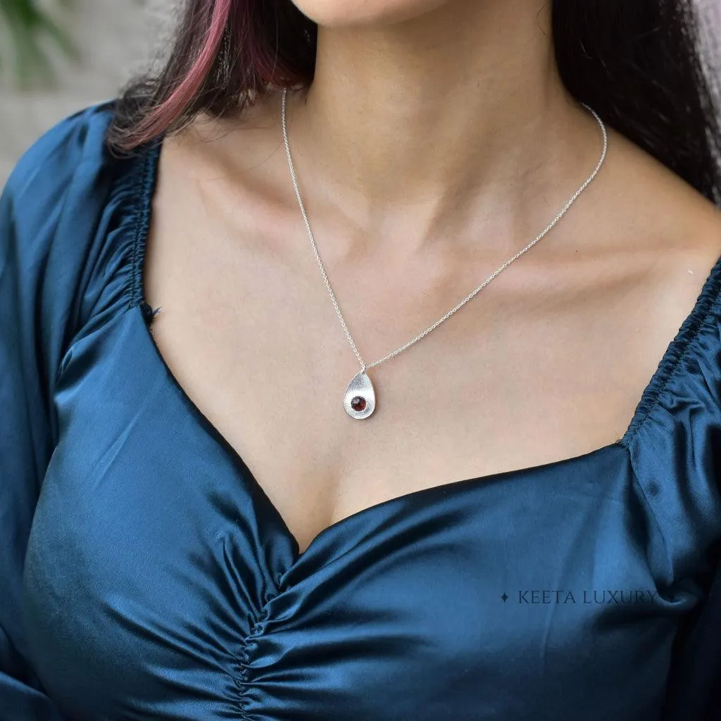 Subtle Elegance - Garnet Necklace