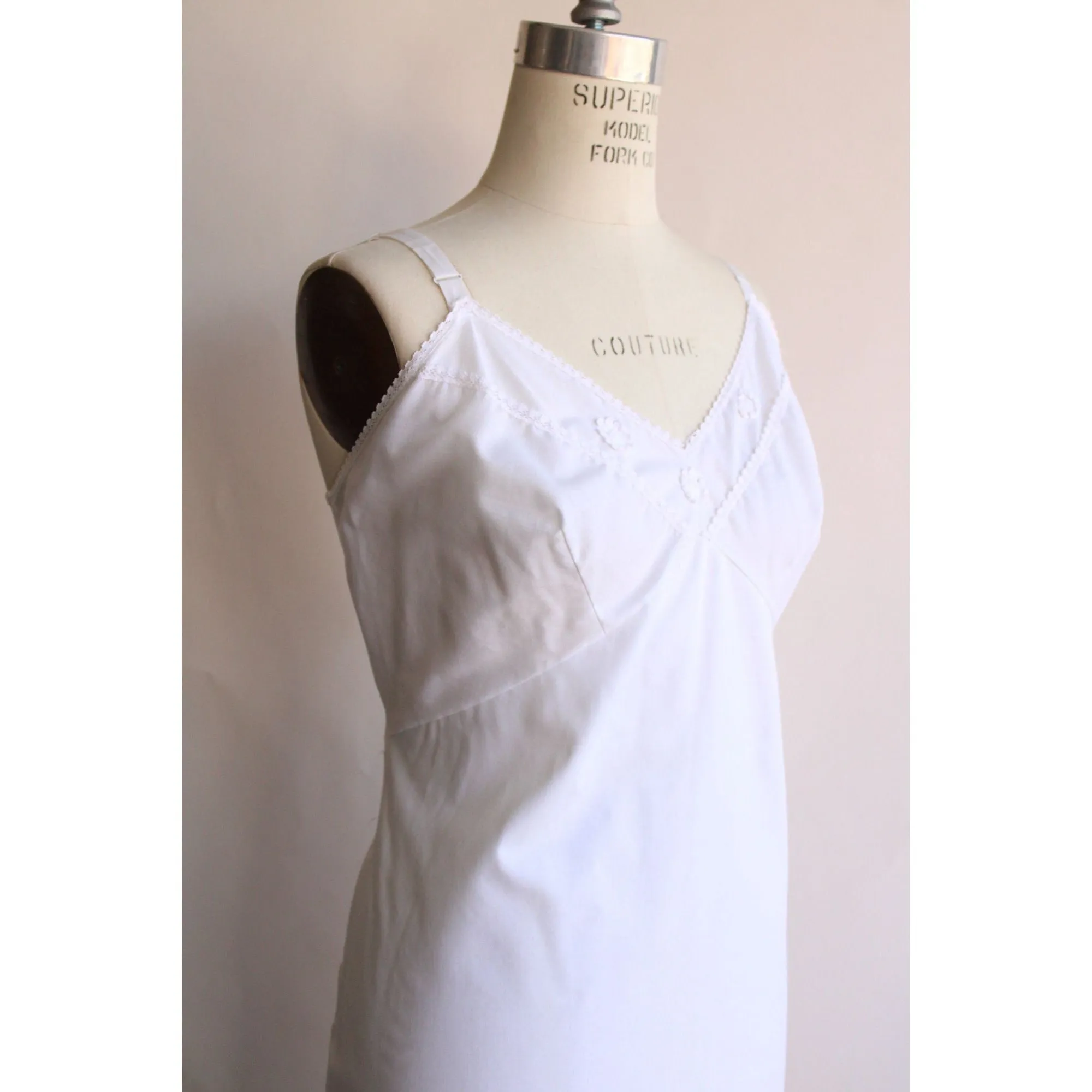 Vintage 1960s White Cotton Slip