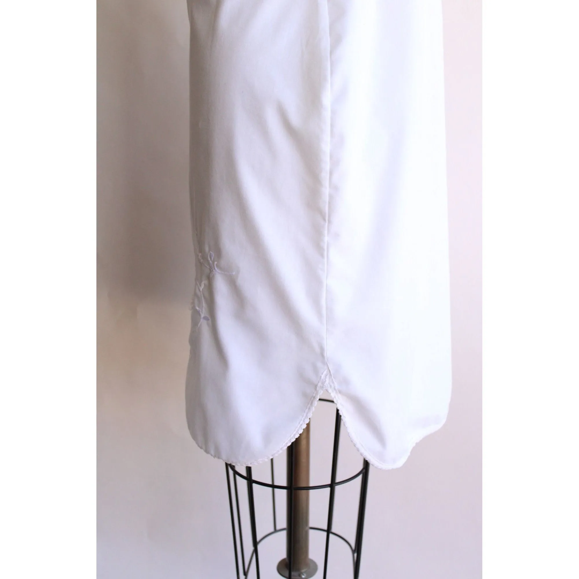 Vintage 1960s White Cotton Slip